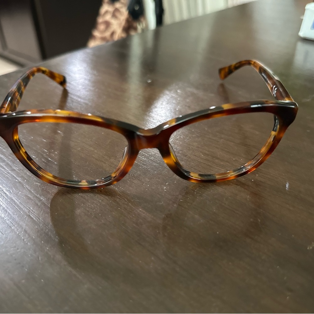 Maui Jim tortoise glasses frames ( no lenses )